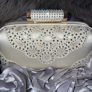 BADGLEY MISCHKA CLUTCH OR CROSSBODY BAG